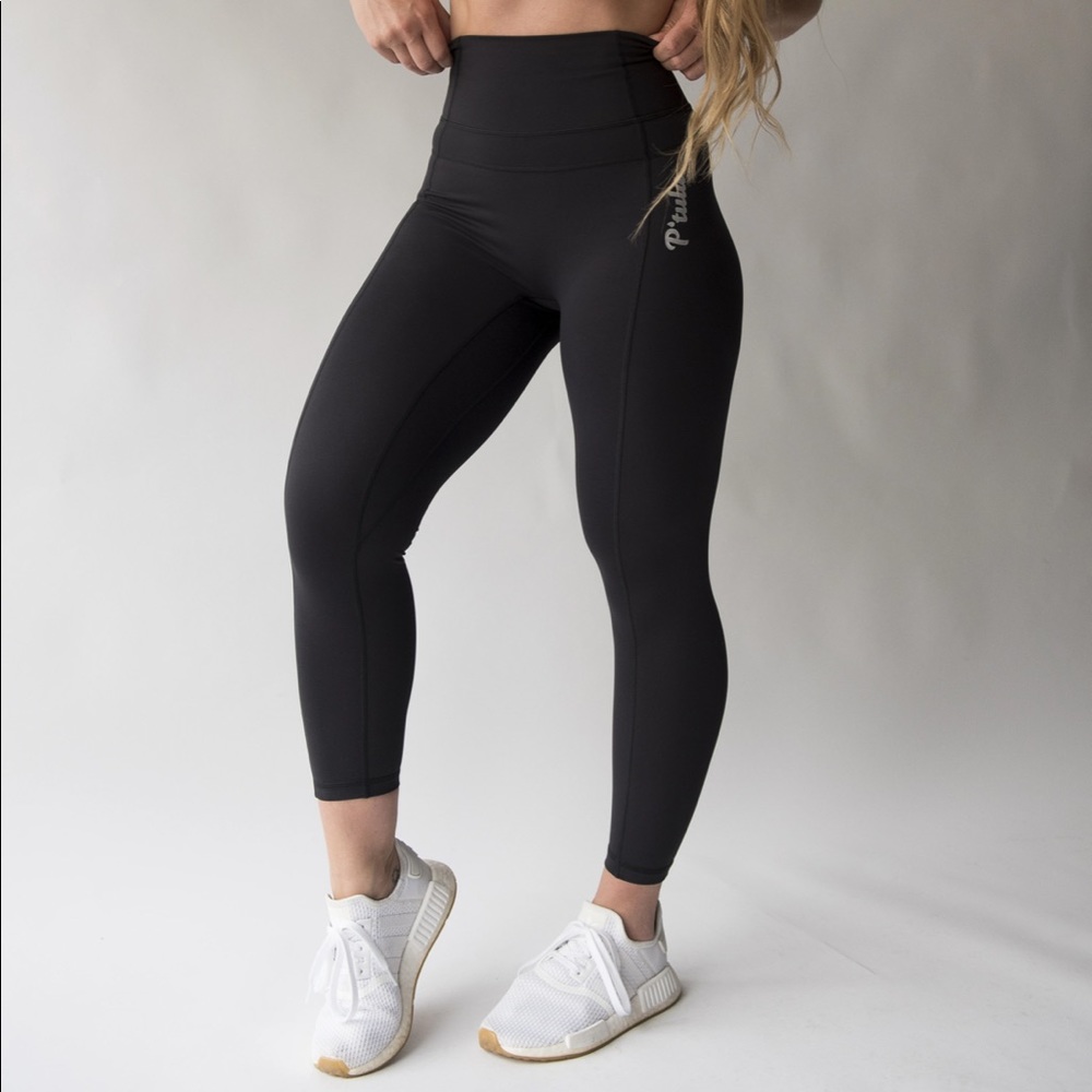 ISO Ptula Julianne’s in BLACK